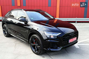 Внедорожник / Кроссовер Audi Q8 2019 в 