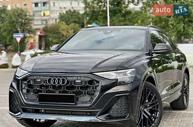 Внедорожник / Кроссовер Audi Q8 2025 в 
