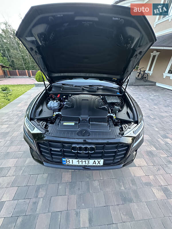 Внедорожник / Кроссовер Audi Q8 2020 в Полтаве