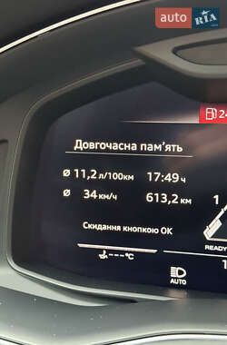 Внедорожник / Кроссовер Audi Q8 2018 в 