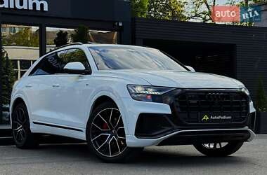 Внедорожник / Кроссовер Audi Q8 2022 в Киеве