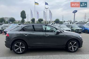 Внедорожник / Кроссовер Audi Q8 2019 в 