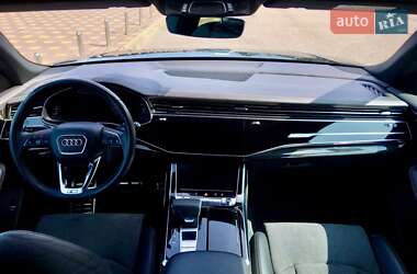 Внедорожник / Кроссовер Audi Q8 2018 в Киеве