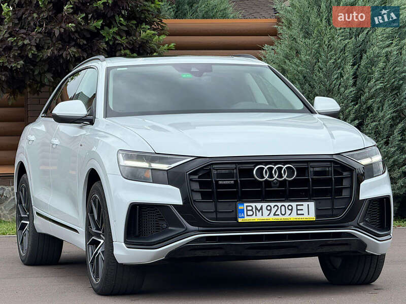 Внедорожник / Кроссовер Audi Q8 2020 в Киеве