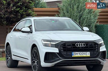 Внедорожник / Кроссовер Audi Q8 2020 в 