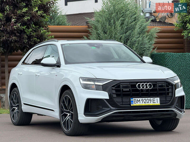 Внедорожник / Кроссовер Audi Q8 2020 в Киеве