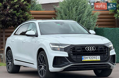 Внедорожник / Кроссовер Audi Q8 2020 в 