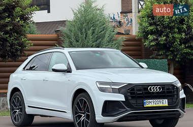 Внедорожник / Кроссовер Audi Q8 2020 в 