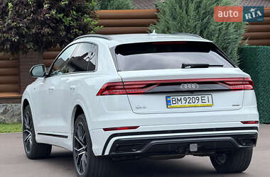 Внедорожник / Кроссовер Audi Q8 2020 в 