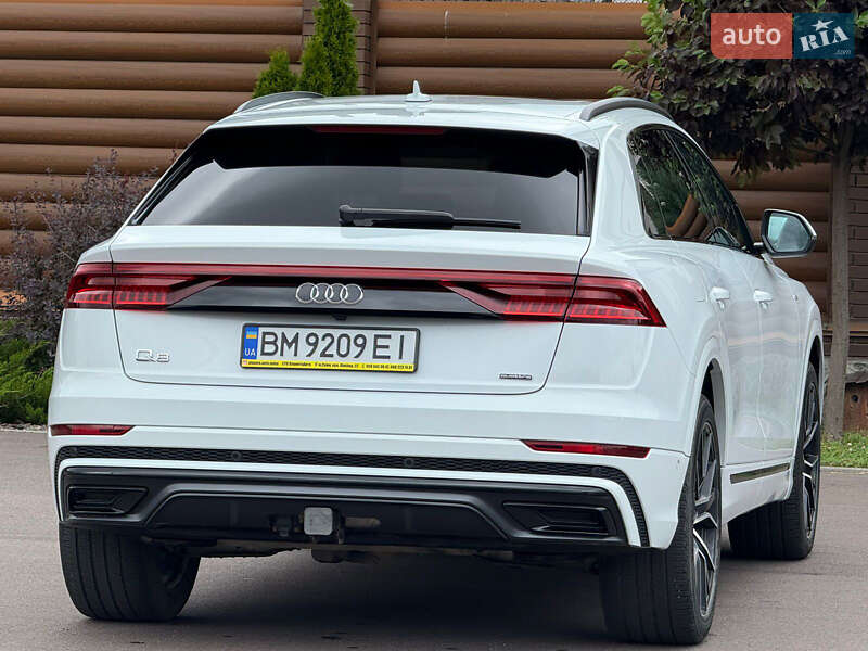 Внедорожник / Кроссовер Audi Q8 2020 в Киеве