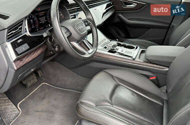 Внедорожник / Кроссовер Audi Q8 2020 в 