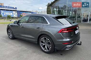 Внедорожник / Кроссовер Audi Q8 2018 в 