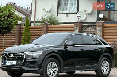 Внедорожник / Кроссовер Audi Q8 2019 в 