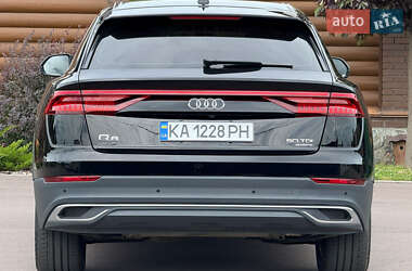 Внедорожник / Кроссовер Audi Q8 2019 в 