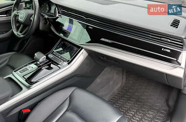 Внедорожник / Кроссовер Audi Q8 2019 в 