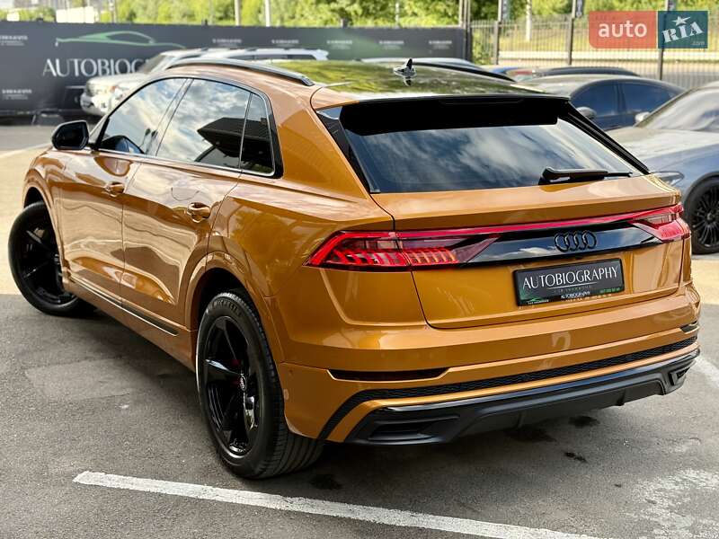 Внедорожник / Кроссовер Audi Q8 2018 в Киеве