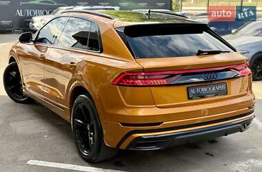 Внедорожник / Кроссовер Audi Q8 2018 в 
