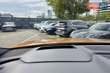 Внедорожник / Кроссовер Audi Q8 2018 в 