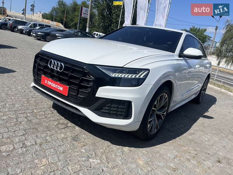 Внедорожник / Кроссовер Audi Q8 2022 в Днепре