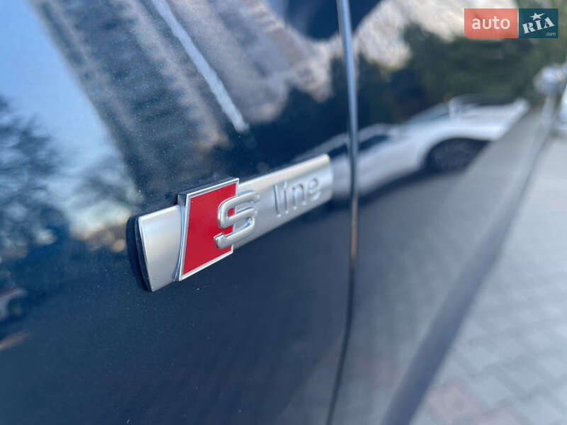 Позашляховик / Кросовер Audi Q8 2019 в Одесі