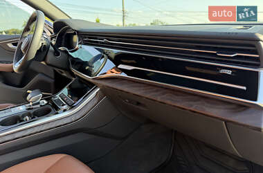 Внедорожник / Кроссовер Audi Q8 2020 в 