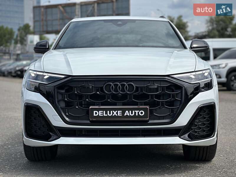Позашляховик / Кросовер Audi Q8 2025 в Києві