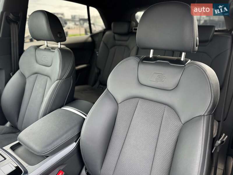 Позашляховик / Кросовер Audi Q8 2025 в Києві