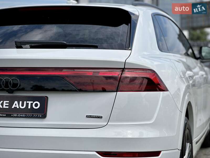 Позашляховик / Кросовер Audi Q8 2025 в Києві