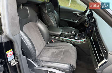 Внедорожник / Кроссовер Audi Q8 2018 в 