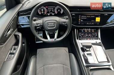 Внедорожник / Кроссовер Audi Q8 2018 в 