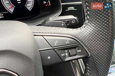 Внедорожник / Кроссовер Audi Q8 2018 в 