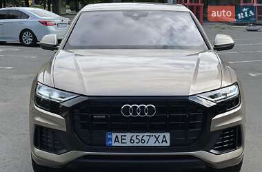 Внедорожник / Кроссовер Audi Q8 2018 в 