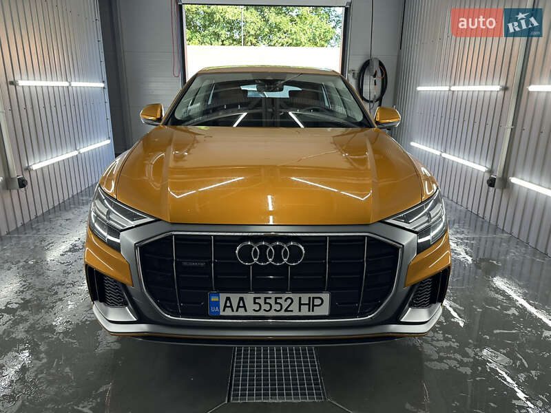Внедорожник / Кроссовер Audi Q8 2019 в Киеве
