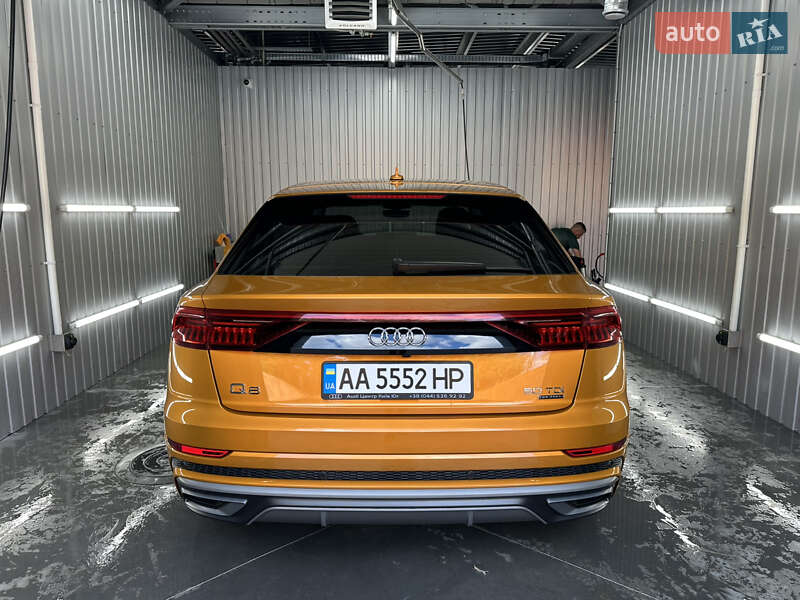 Внедорожник / Кроссовер Audi Q8 2019 в Киеве