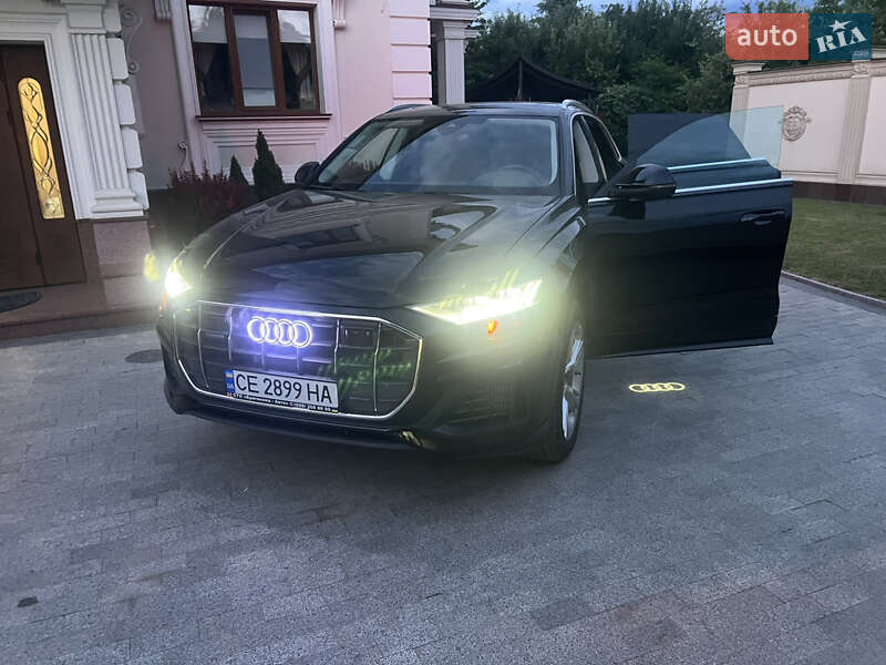 Внедорожник / Кроссовер Audi Q8 2023 в Черновцах