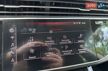 Внедорожник / Кроссовер Audi Q8 2019 в 