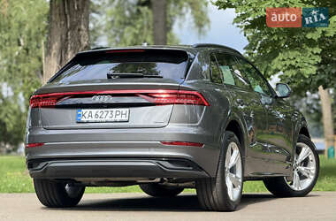 Внедорожник / Кроссовер Audi Q8 2019 в 