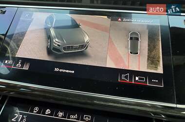 Внедорожник / Кроссовер Audi Q8 2020 в 