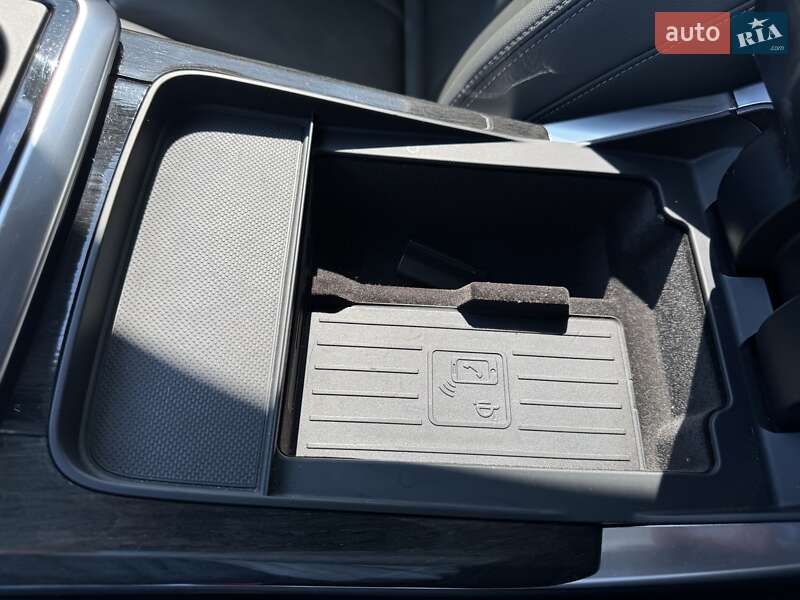 Внедорожник / Кроссовер Audi Q8 2018 в Тернополе