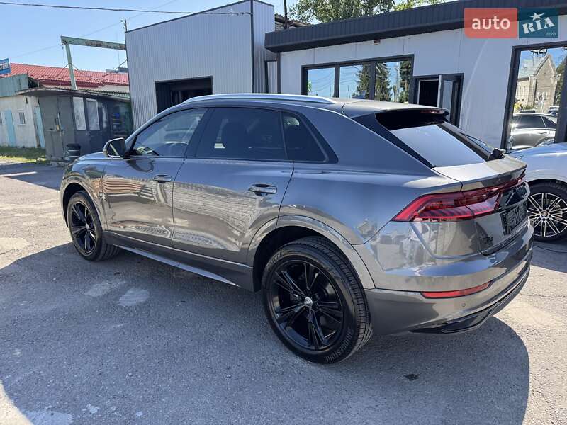 Внедорожник / Кроссовер Audi Q8 2018 в Тернополе