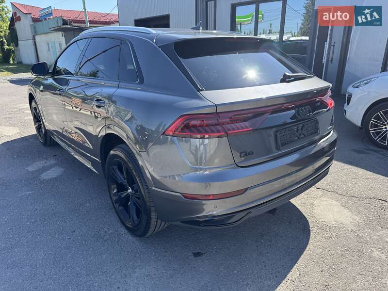 Внедорожник / Кроссовер Audi Q8 2018 в Тернополе
