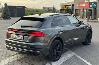 Внедорожник / Кроссовер Audi Q8 2020 в 