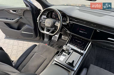 Внедорожник / Кроссовер Audi Q8 2020 в 