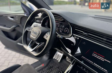 Внедорожник / Кроссовер Audi Q8 2020 в 