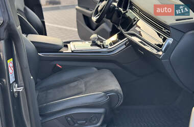 Внедорожник / Кроссовер Audi Q8 2020 в 