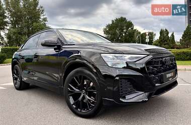Внедорожник / Кроссовер Audi Q8 2025 в 