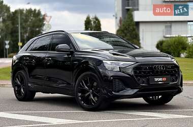 Внедорожник / Кроссовер Audi Q8 2025 в 