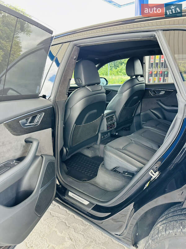 Внедорожник / Кроссовер Audi Q8 2019 в Дубно фото 31 Внедорожник / Кроссовер Audi Q8 2019 в Дубно