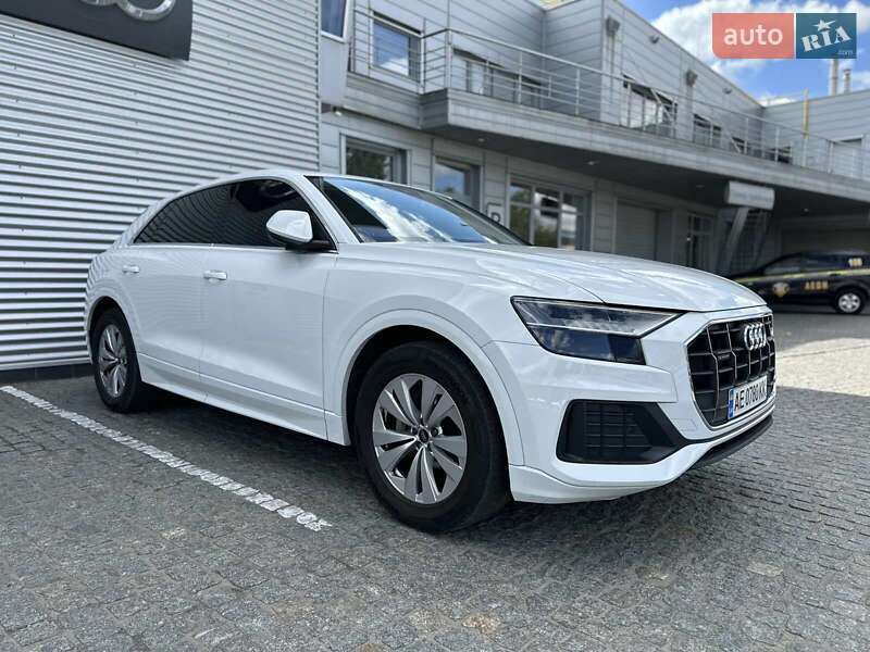 Внедорожник / Кроссовер Audi Q8 2023 в Днепре