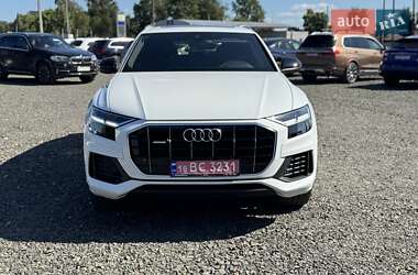 Внедорожник / Кроссовер Audi Q8 2018 в 